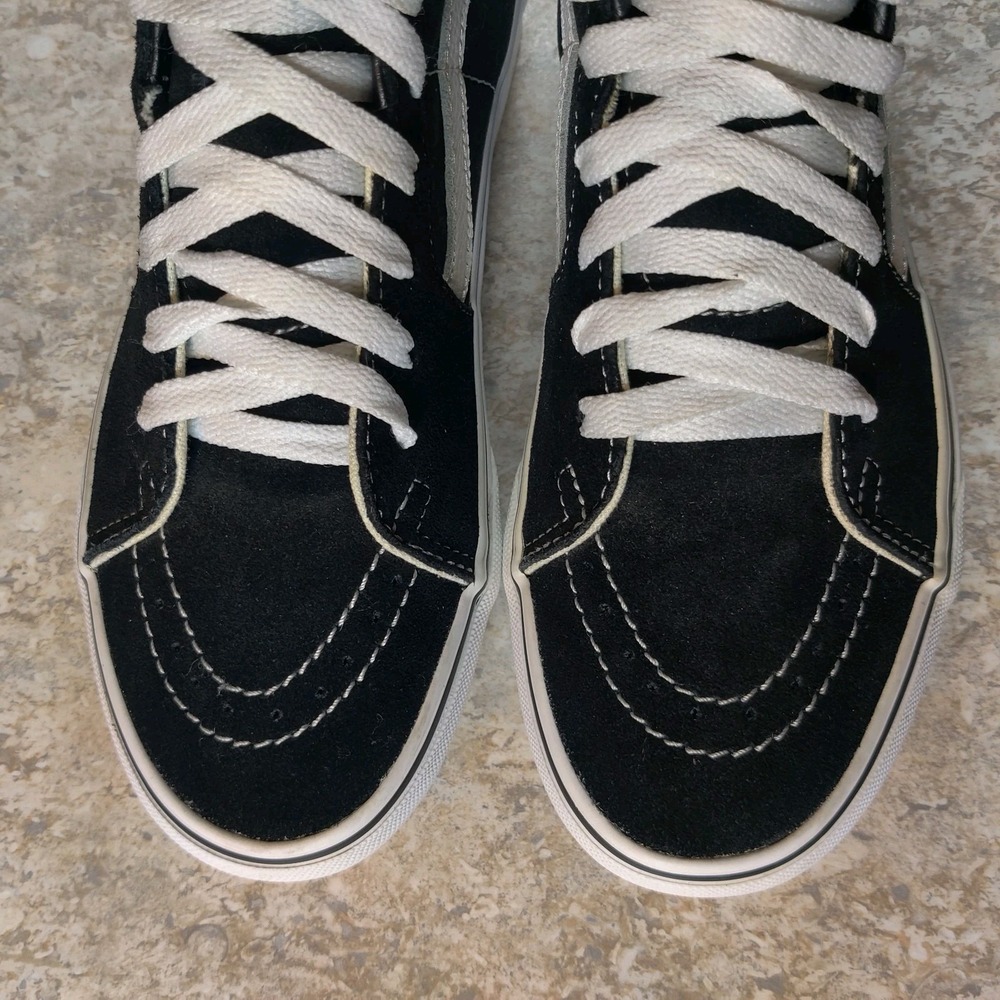 Vans Sk8-Hi Men 6.5 / Women 8 Shoes Black White Suede Skate Hi Top Classic - Picture 5 of 9